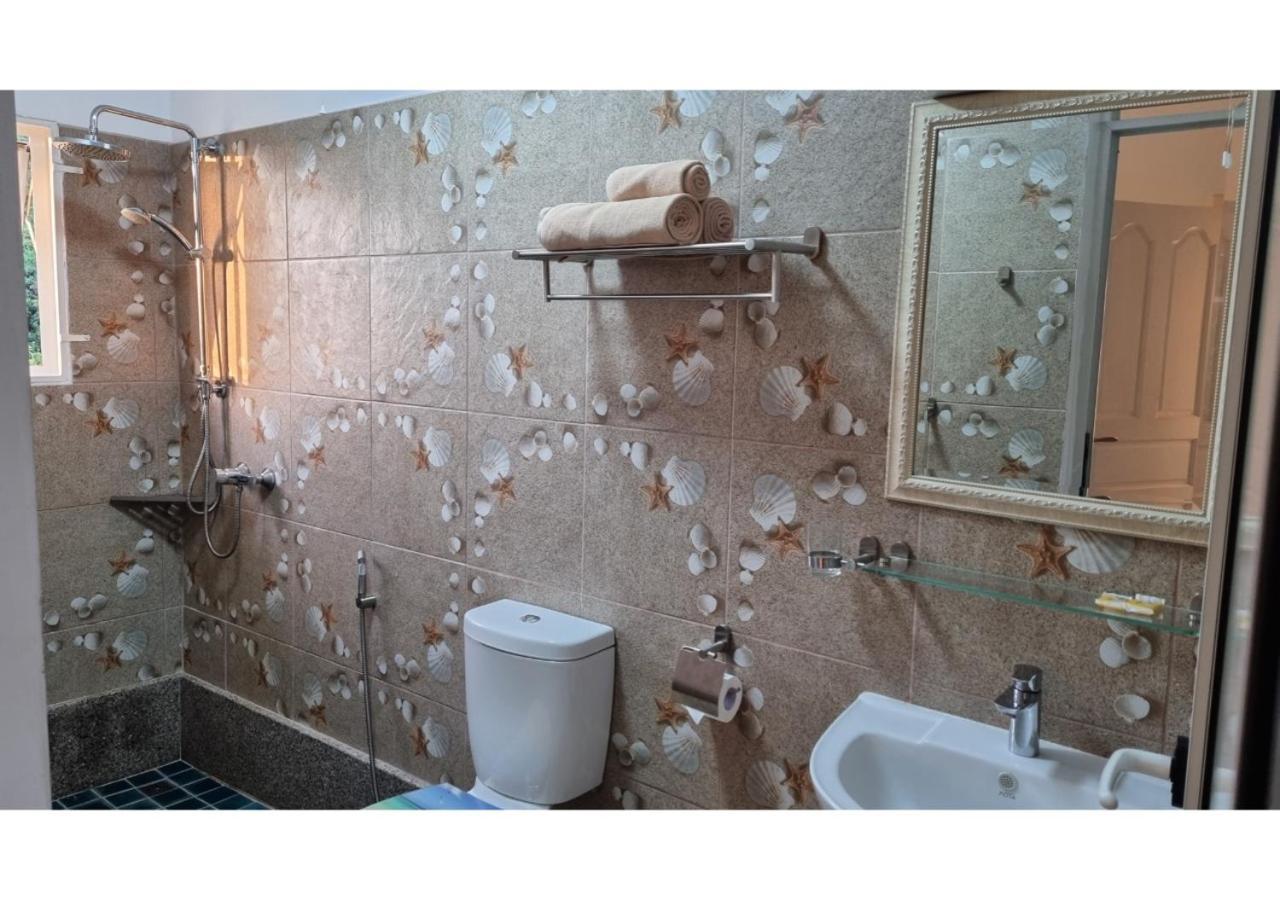Holiday Home Baie Lazare  ภายนอก รูปภาพ