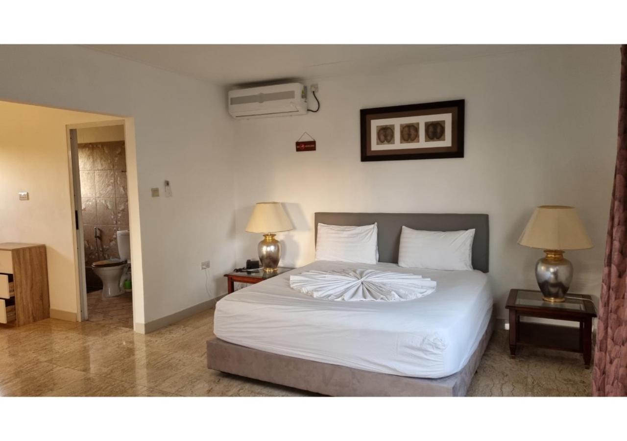 Holiday Home Baie Lazare  ภายนอก รูปภาพ